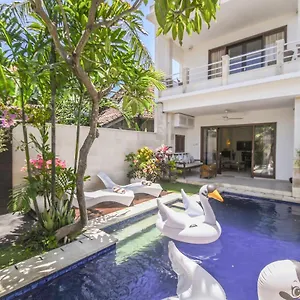 https://amalia-swan-haven-villa-seminyak.hotelsseminyak.net