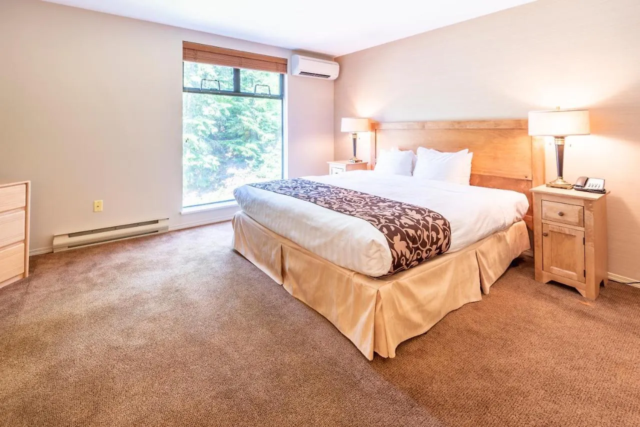 The Ironwood On Blueberry Hill Apartment Whistler