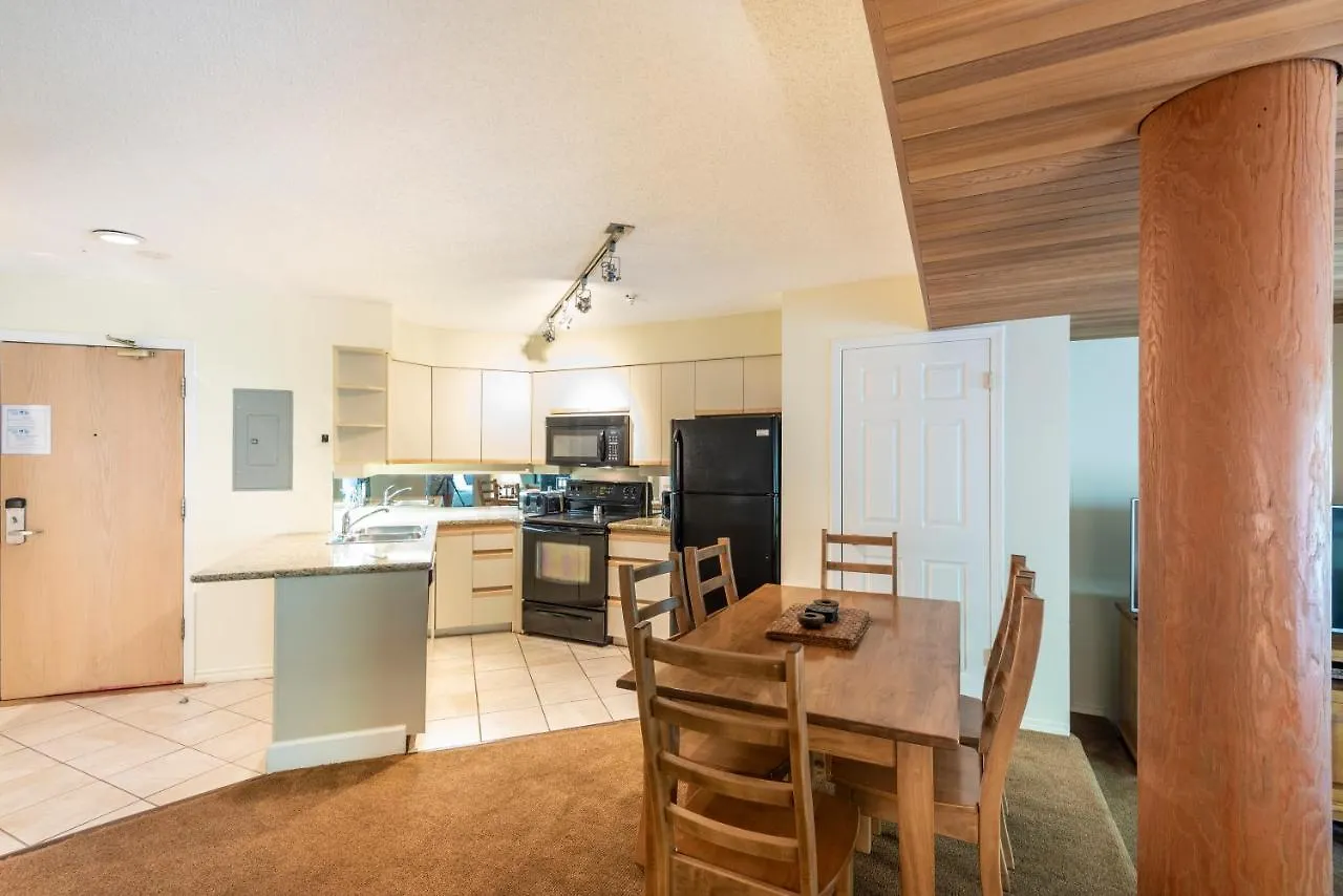 The Ironwood On Blueberry Hill Apartment Whistler
