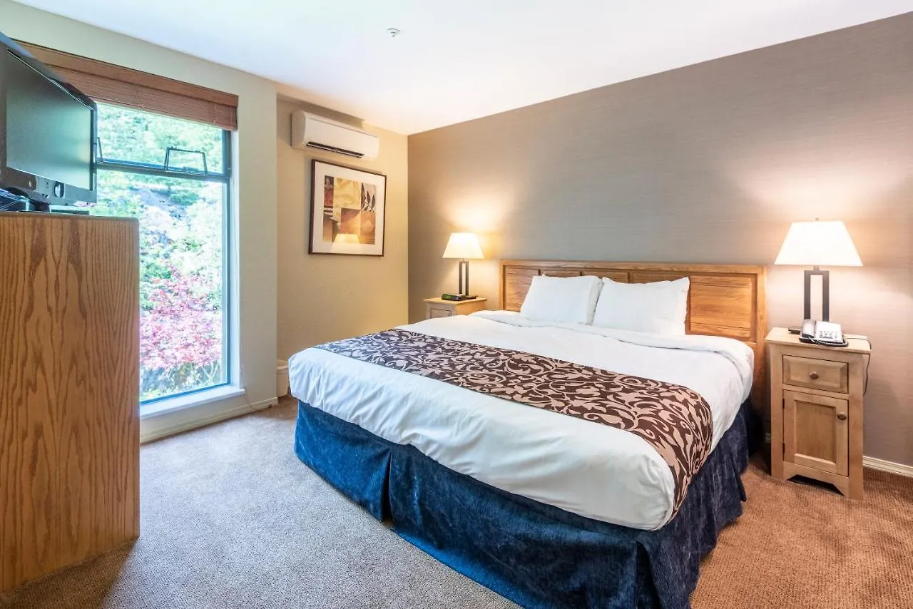 The Ironwood On Blueberry Hill Apartment Whistler 0*,