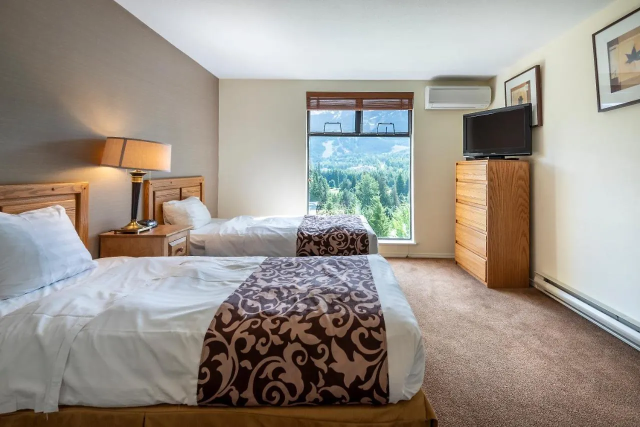 The Ironwood On Blueberry Hill Apartment Whistler