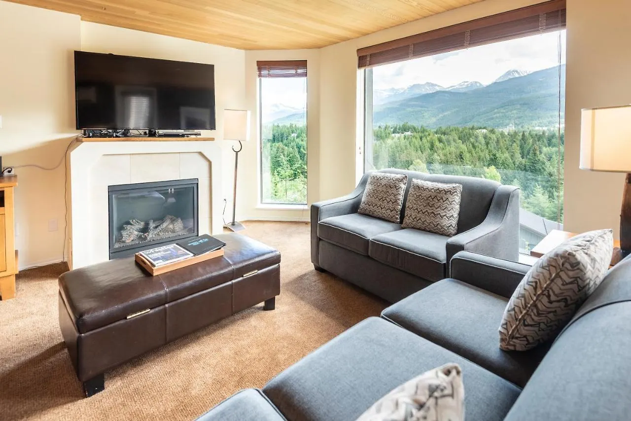 The Ironwood On Blueberry Hill Apartment Whistler