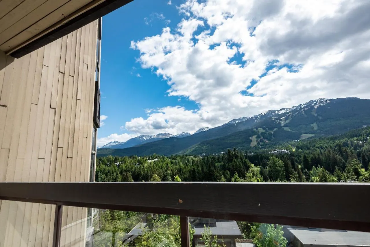The Ironwood On Blueberry Hill Apartment Whistler Canada