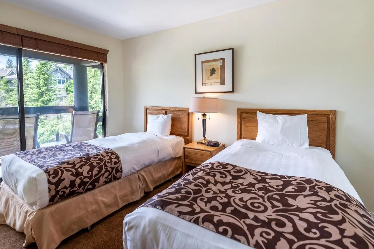 The Ironwood On Blueberry Hill Apartment Whistler