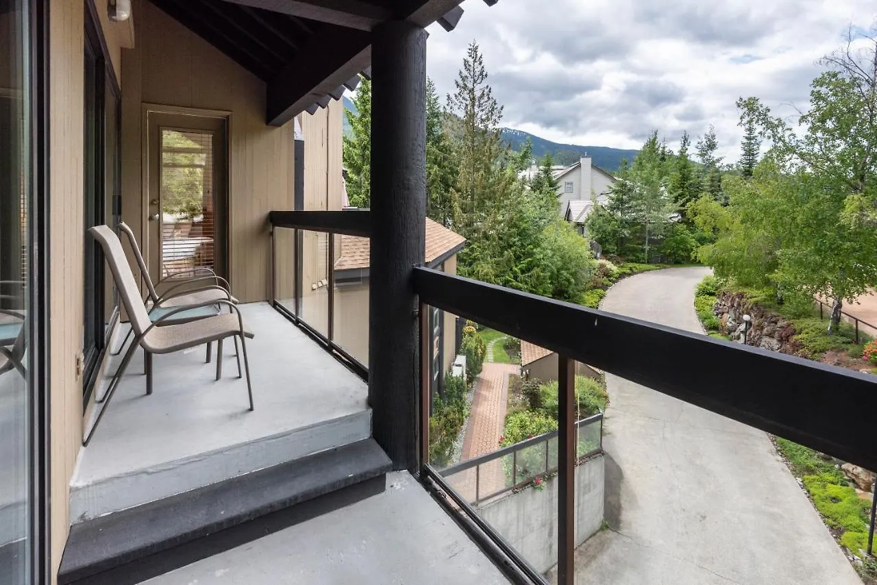 The Ironwood On Blueberry Hill Apartment Whistler 0*,  Canada