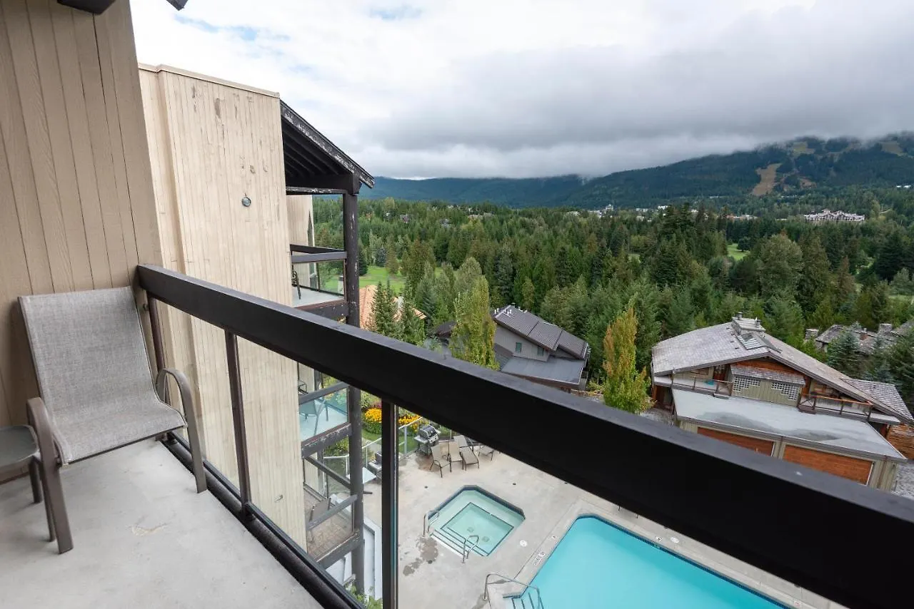 The Ironwood On Blueberry Hill Apartment Whistler Canada
