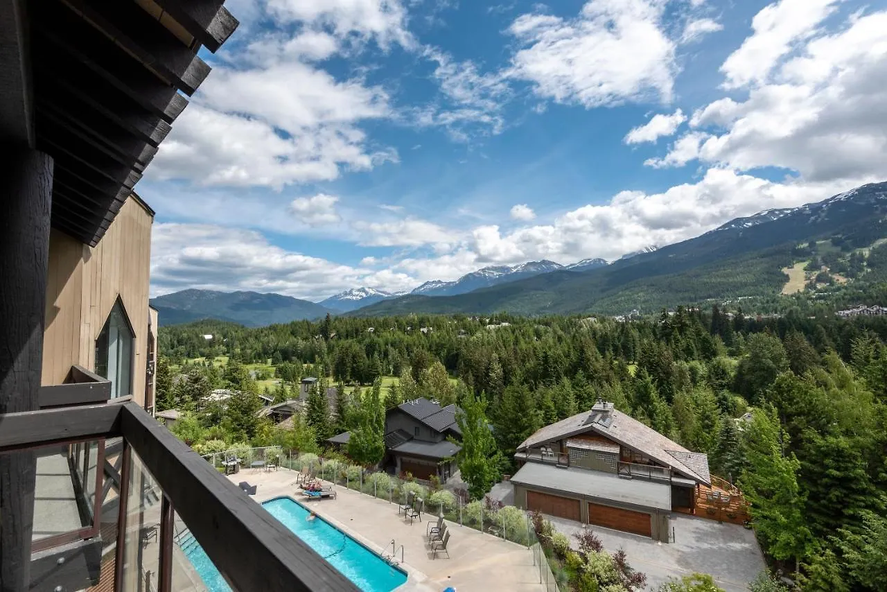 The Ironwood On Blueberry Hill Apartment Whistler