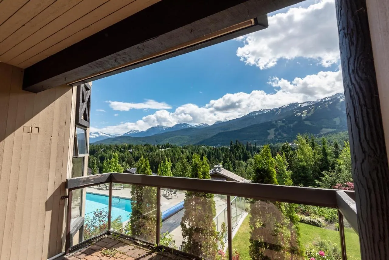 The Ironwood On Blueberry Hill Apartment Whistler